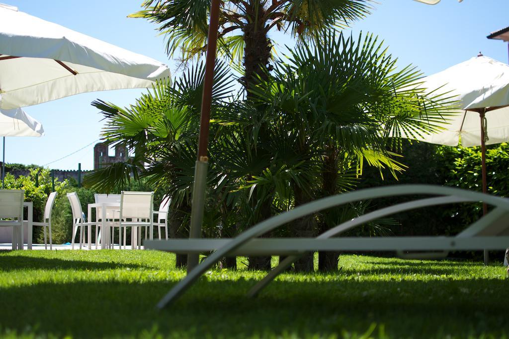 Vialeromadodici Rooms & Apartments Lazise Eksteriør billede